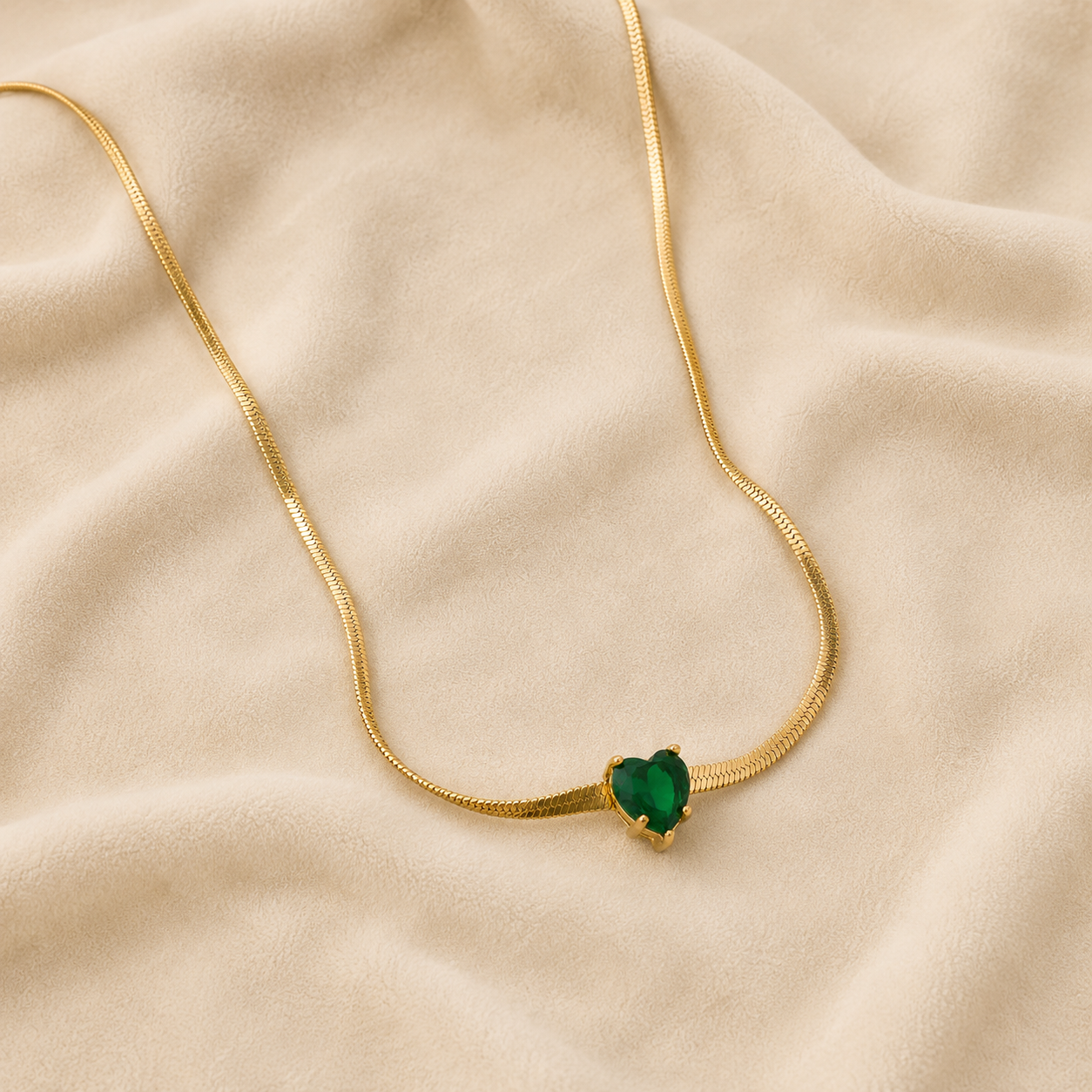 "Celeste" Émerald Gold Necklace
